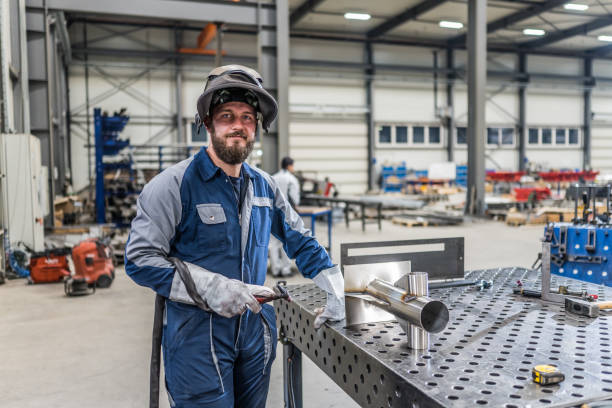 England, AR Welder & Metal Fabrication Company